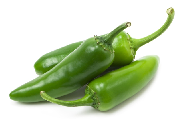 Jalapeños, uno de los chiles más conocidos en el mundo, célebres por su uso en la comida mexicana